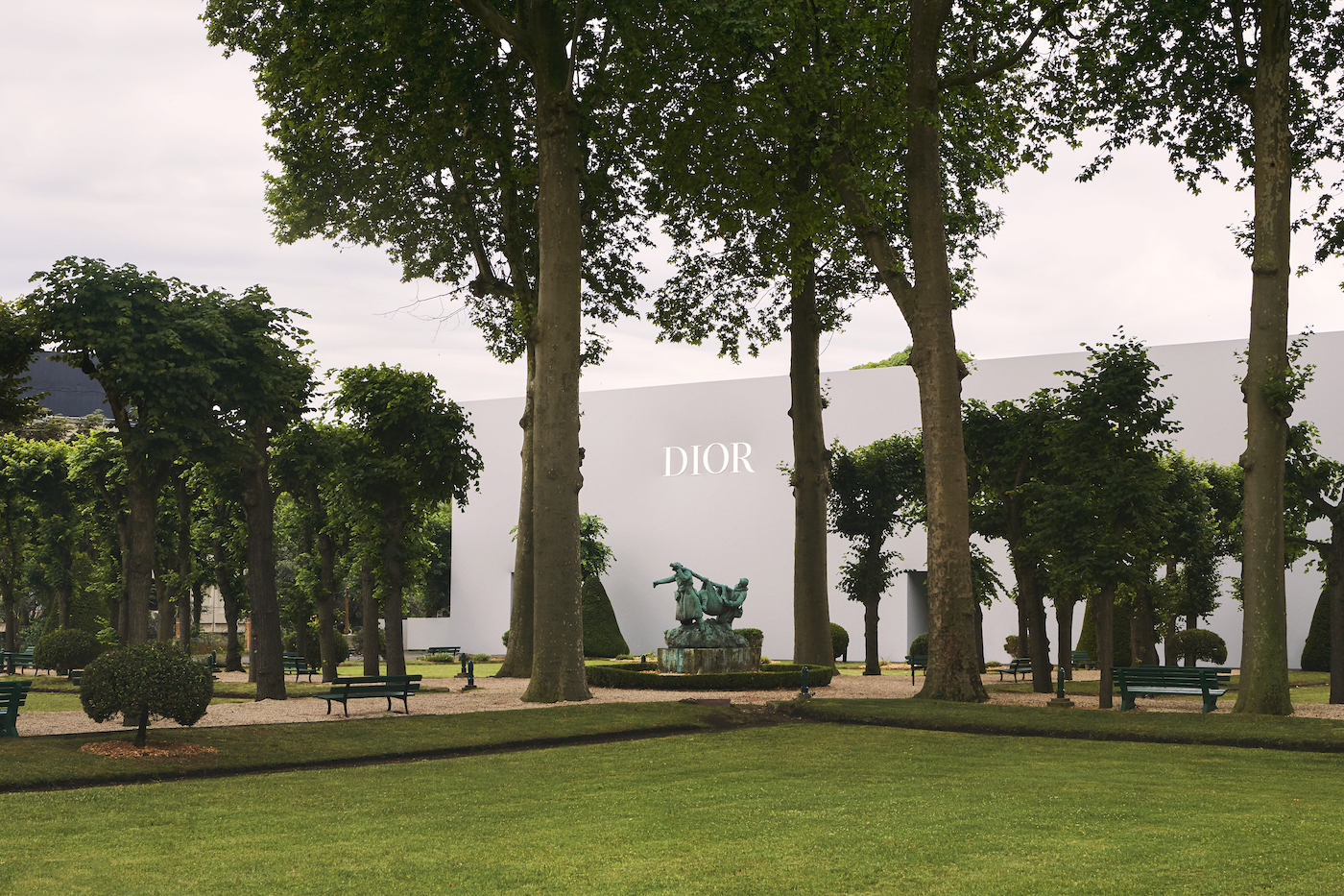 Dior men's spring summer 2023 scenography