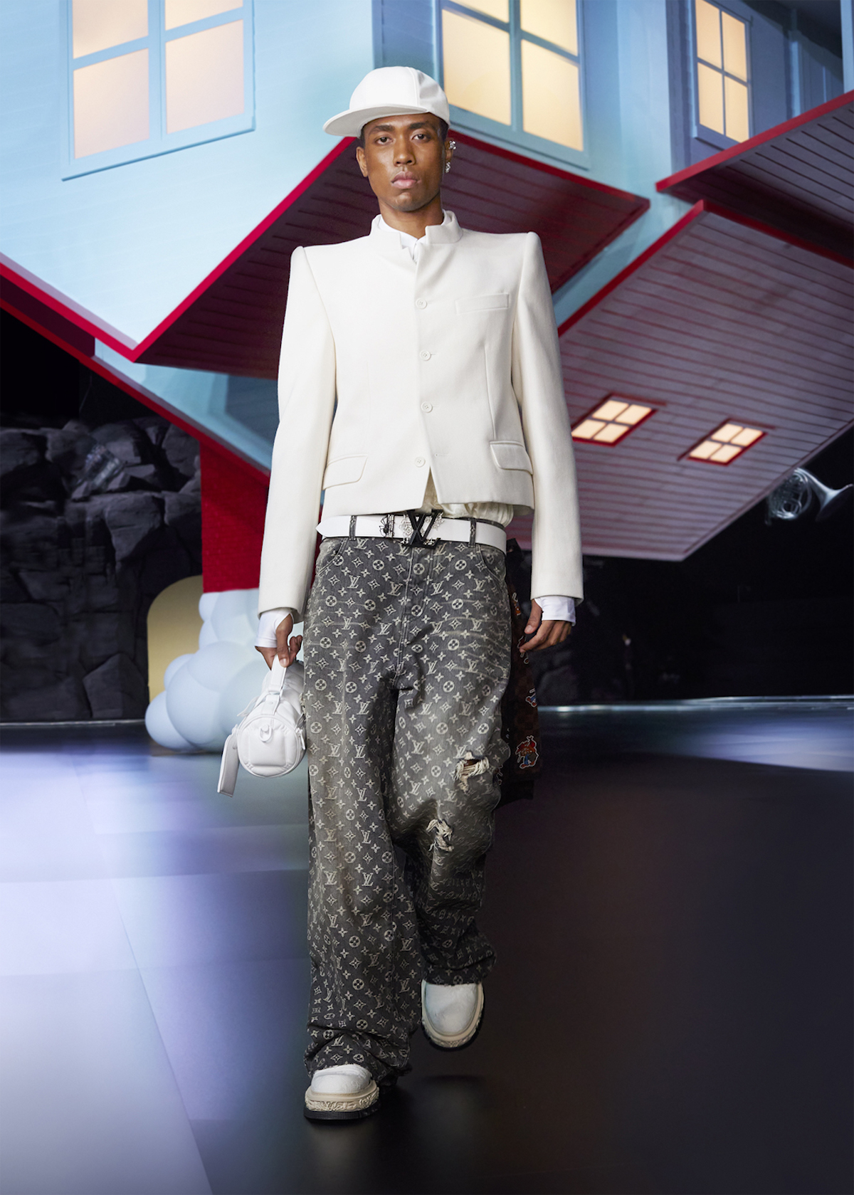 Louis Vuitton men's fall winter 2022 Bangkok