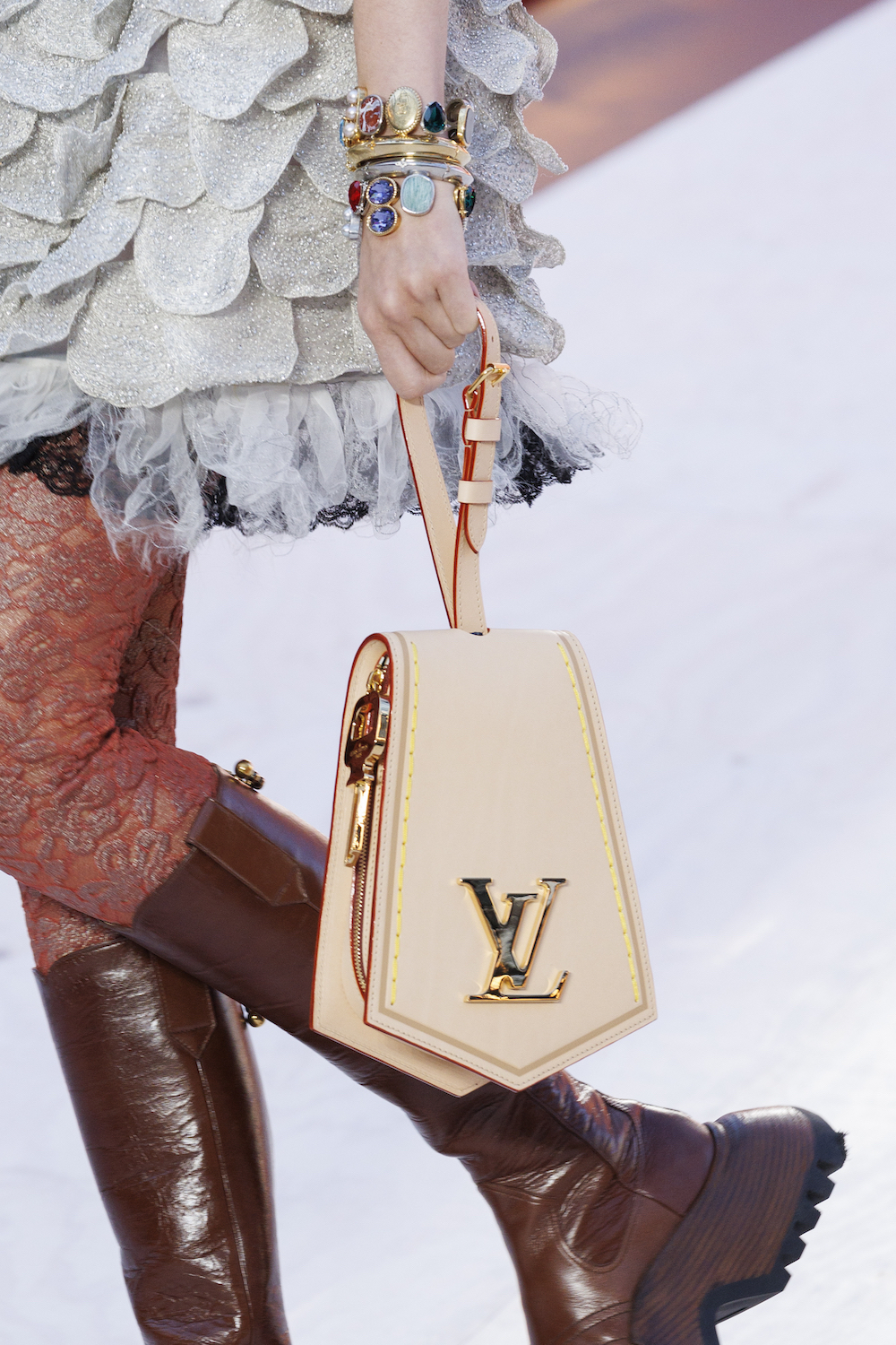 Louis Vuitton women's SS23 details 