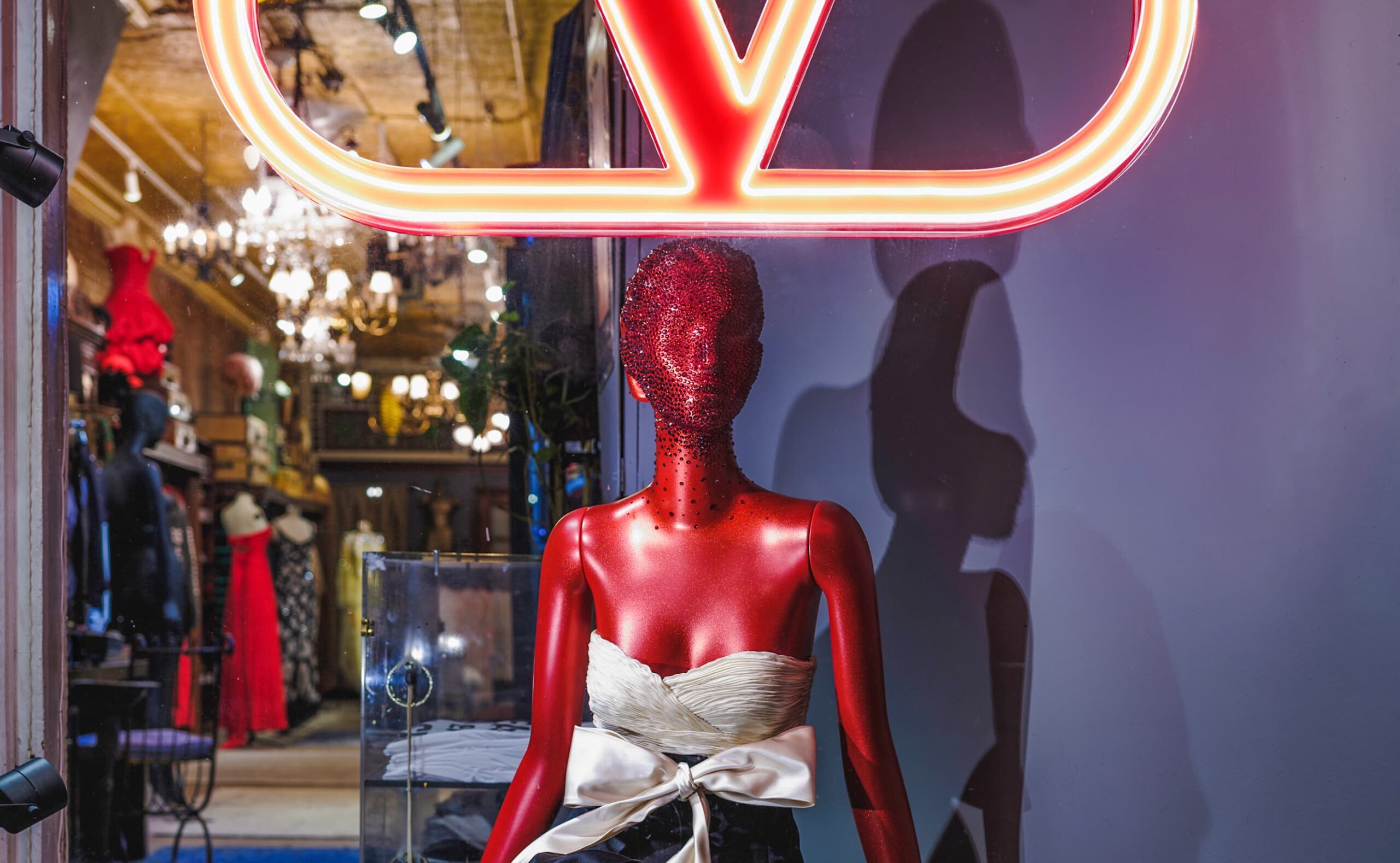 Valentino celebrates its second-hand initiative Valentino Vintage with a global takeover of iconic vintage shops
