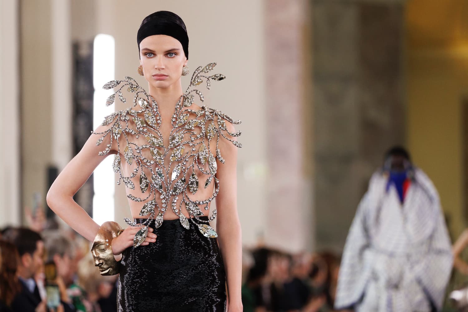 Schiaparelli Haute Couture Fall/Winter 2023-2024: Art and Fashion Converge in Elegance