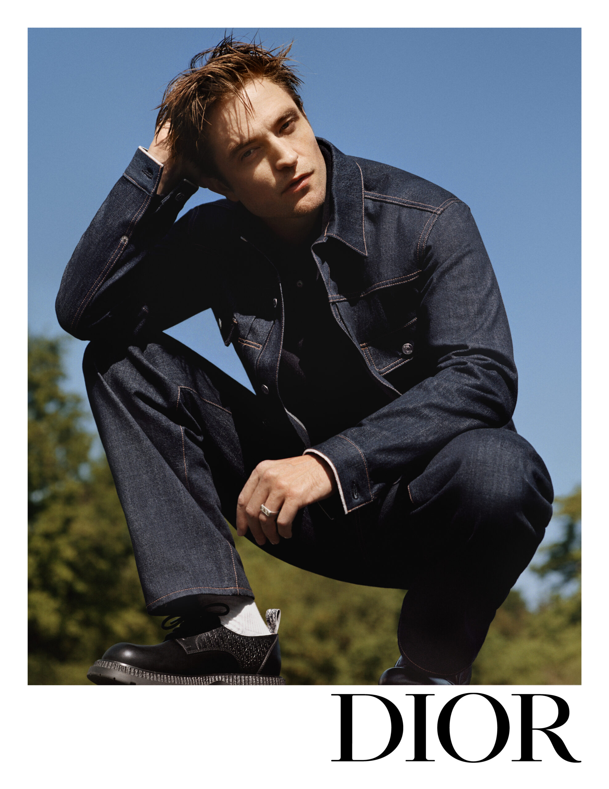 https://static.rain-mag.com/2023/10/DIOR-ICONS-ADVERTISING-CAMPAIGN-WITH-ROBERT-PATTINSON-BY-ALASDAIR-MCLELLAN-7-scaled.jpg