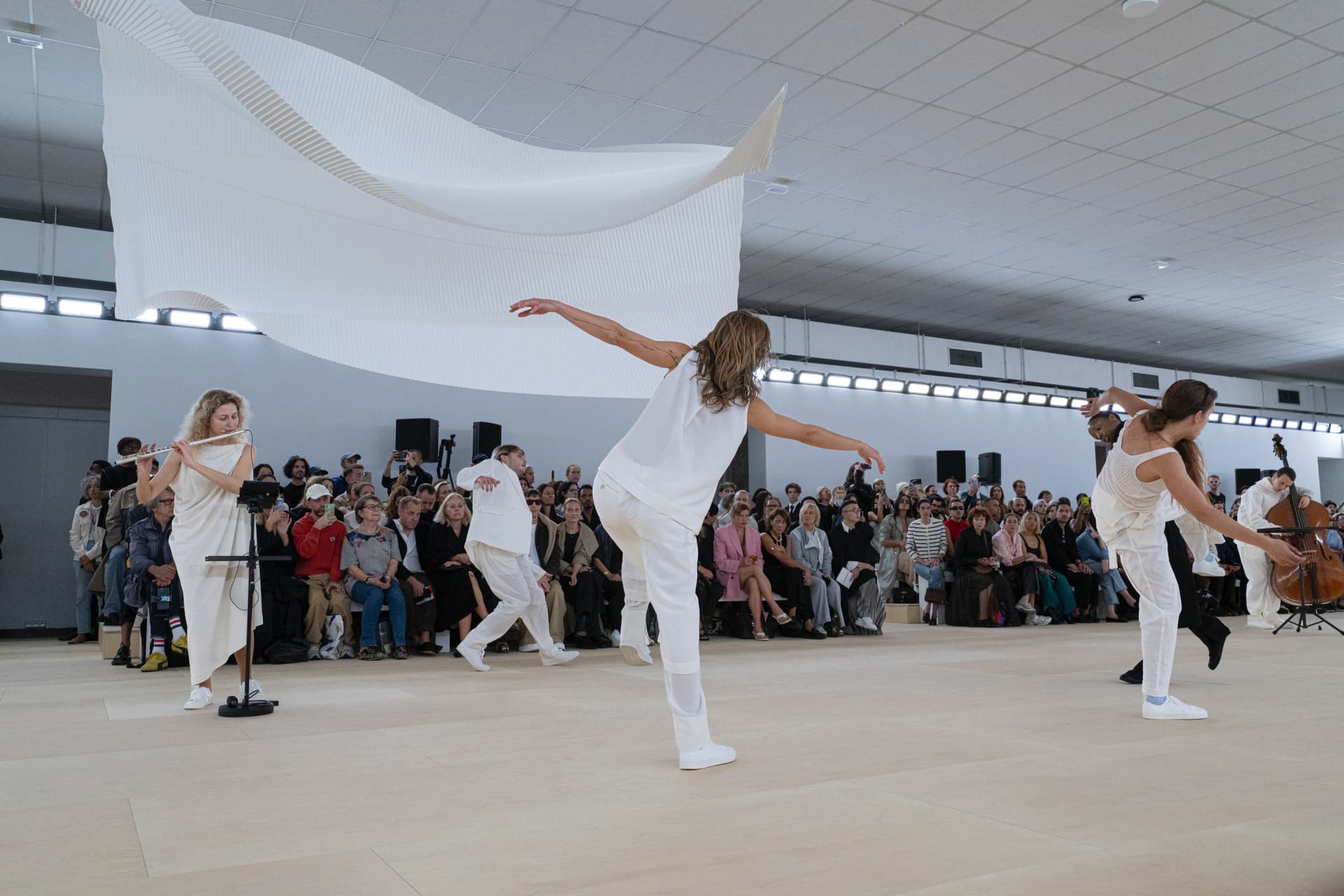 Issey Miyake Spring Summer 2024: A Ballet of Fluid Forms and Nature’s Power