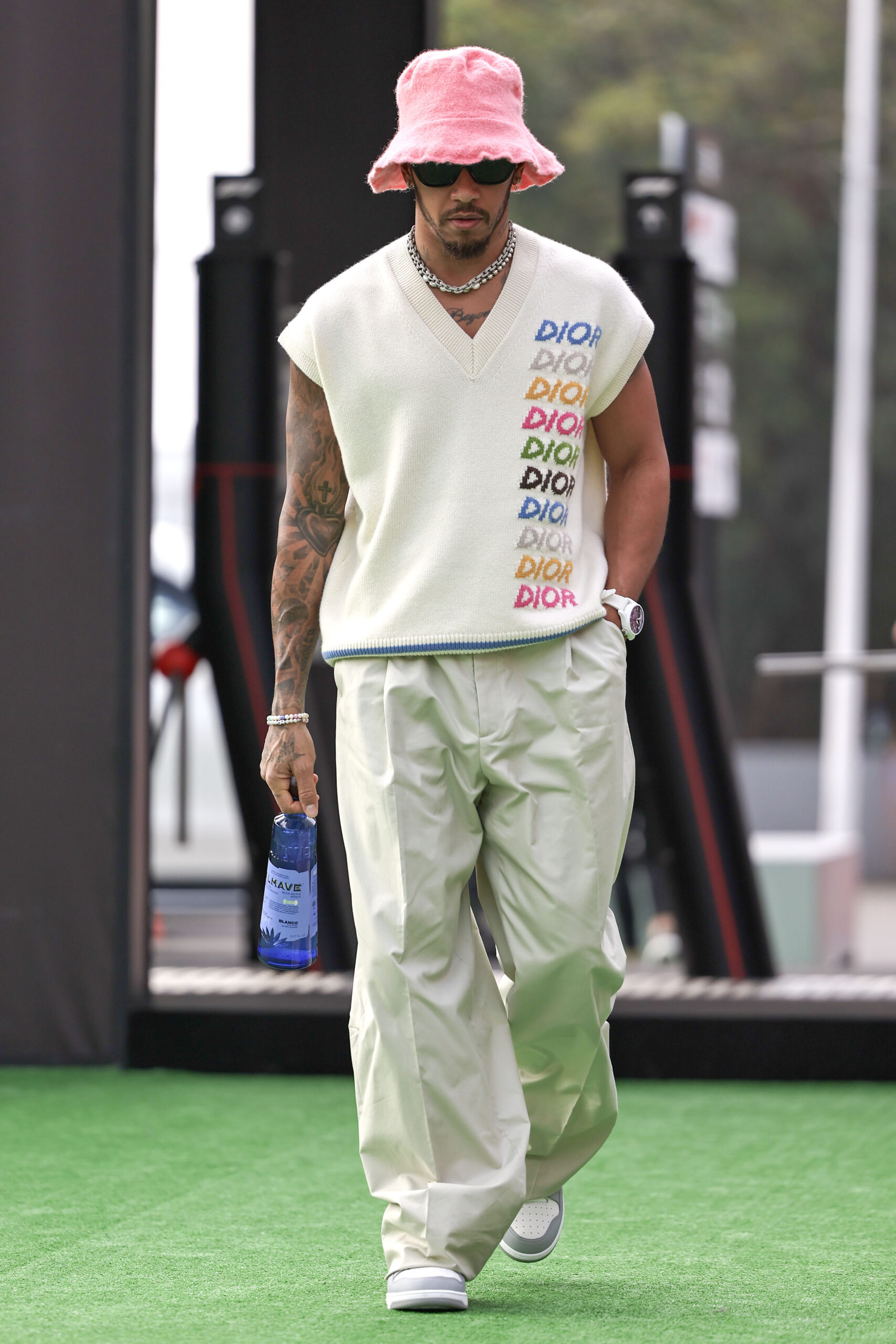 DIOR Shines on the F1 Track: Lewis Hamilton in Dior by Kim Jones