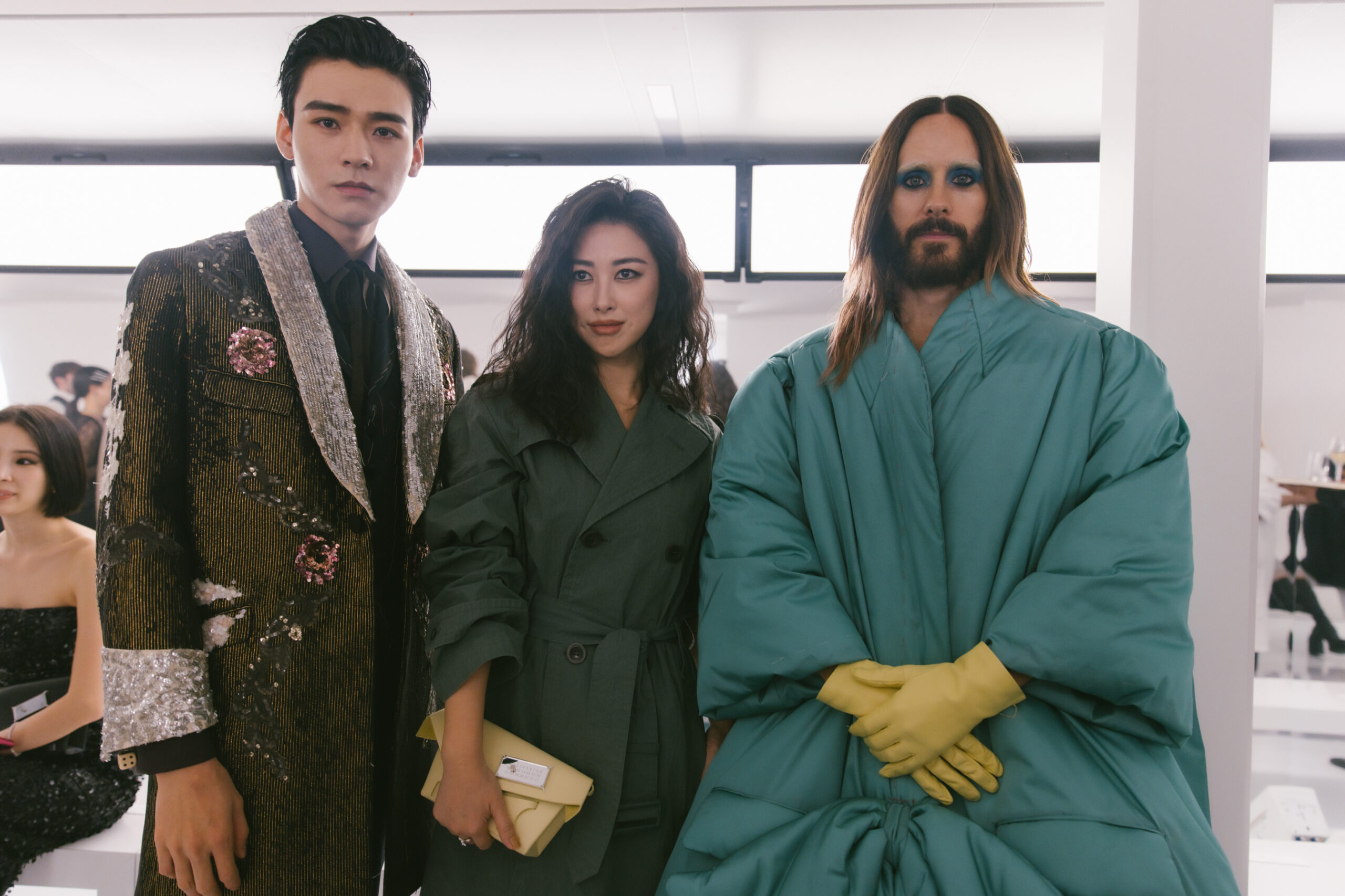 https://static.rain-mag.com/2023/10/PFW_SS24_Margiela_FROW_CrisFragkou-Jun-Gong-Zhu-Zhu-and-Jared-Leto-scaled.jpg