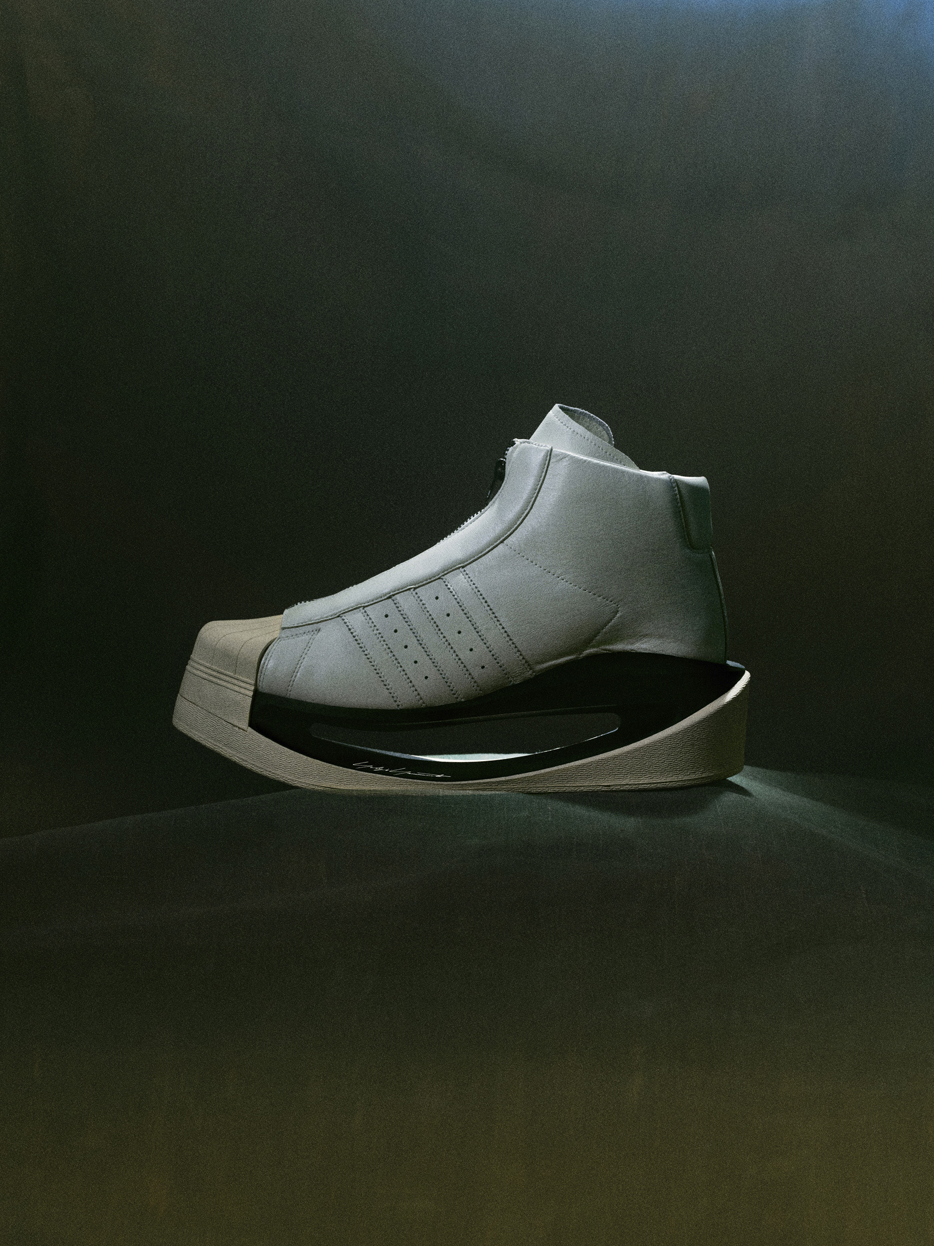 Adidas x Yohji Yamamoto: The Evolutionary Y-3 GENDO Sneakers