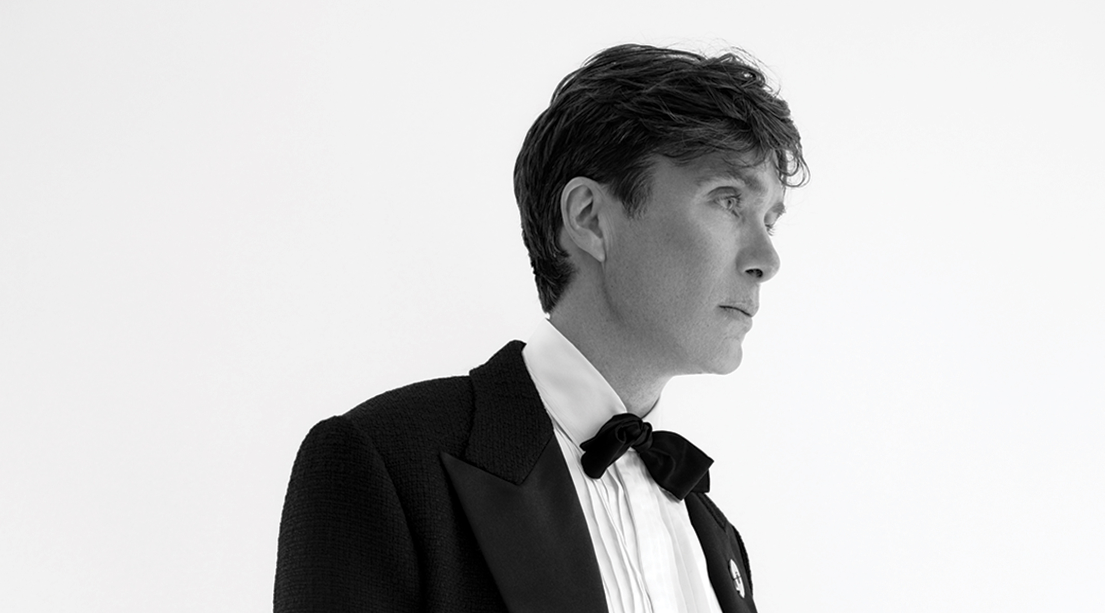 Cillian Murphy exudes classic Hollywood elegance in a Versace custom tuxedo for the Versace Icons campaign.