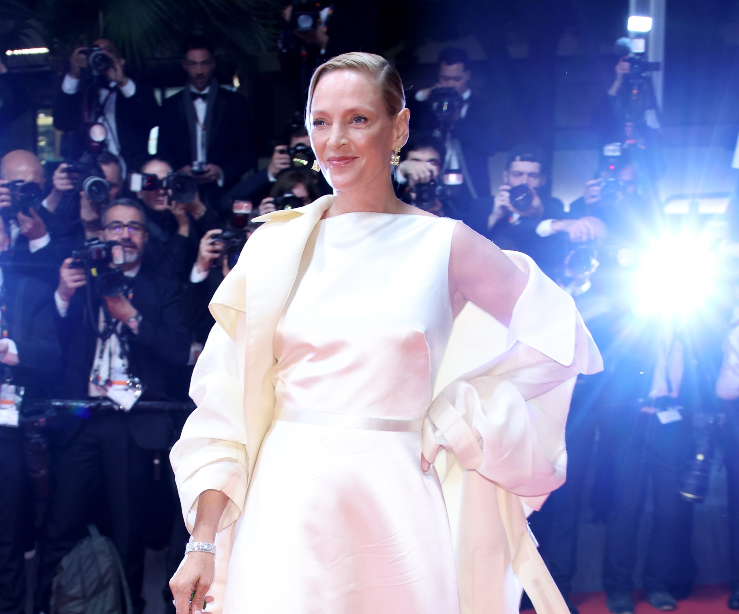 Uma Thurman Captivates Cannes in Burberry Gown at ‘Oh Canada’ Premiere, Proving Her Enduring Star Power