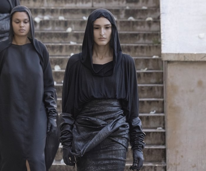 Rick Owens Spring-Summer 2025: Myth and Mischief on Hollywood Boulevard