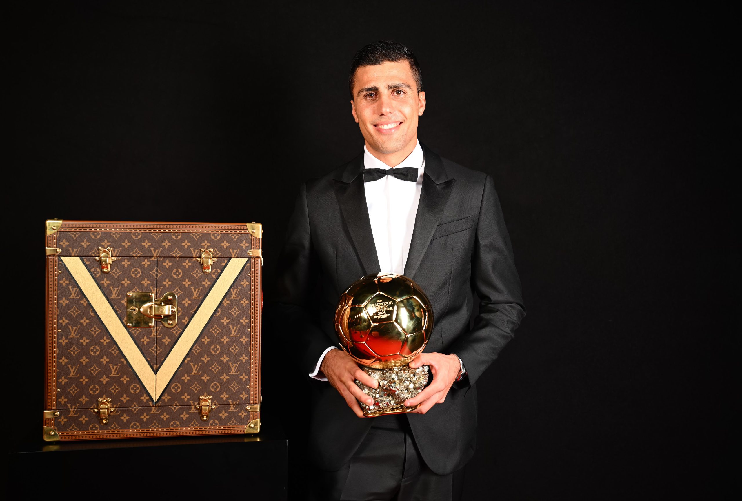 Rodri and Bonmatí Claim Historic Ballon d’Or Awards in Paris Ceremony