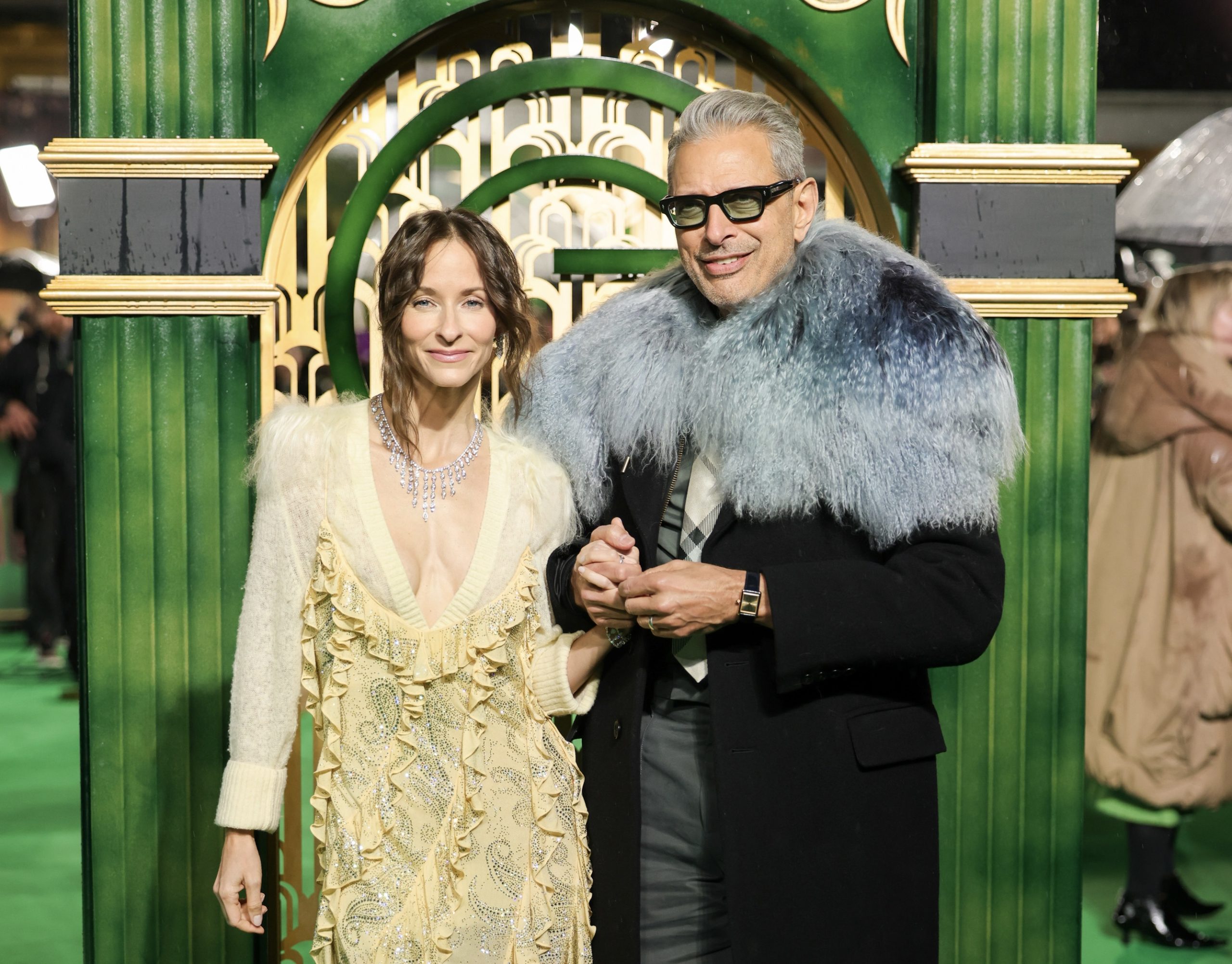 Jeff Goldblum and Emilie Goldblum Channel Emerald City Glamour in Burberry at ‘Wicked’ Premiere in London