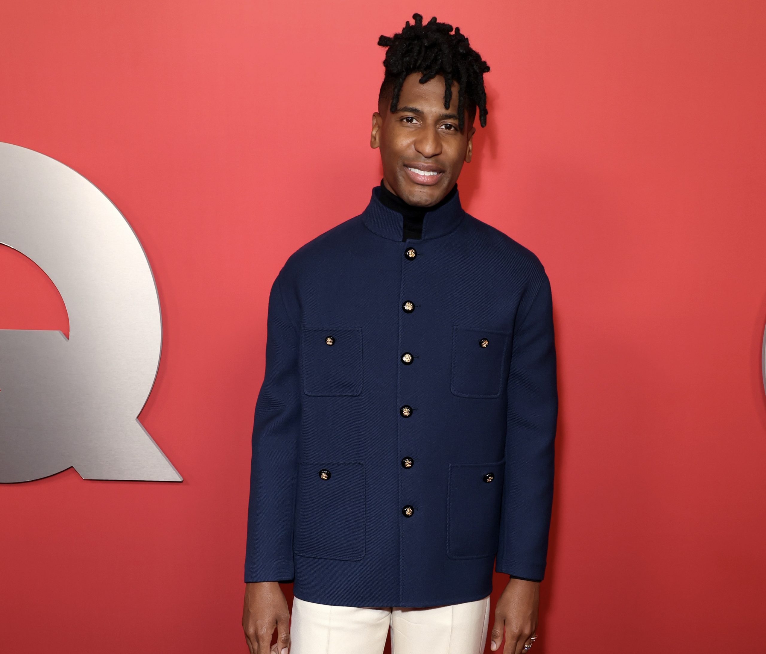 Jon Batiste Embraces Valentino ‘Avant les Débuts’ in Navy and Cream Prelude