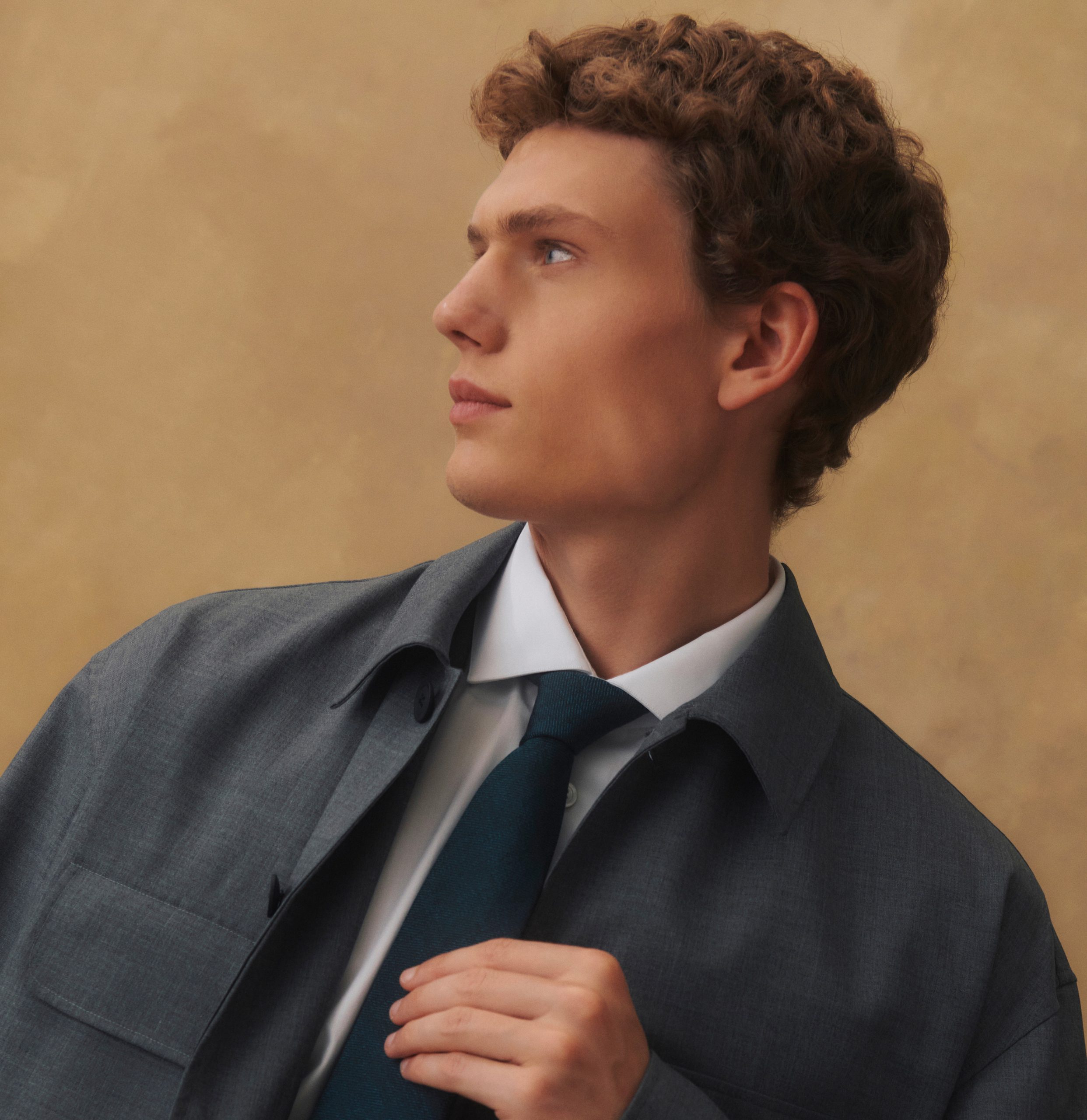 KNT (Kiton New Textures) Evolves the Neapolitan House’s Tailoring Legacy at Pitti Uomo