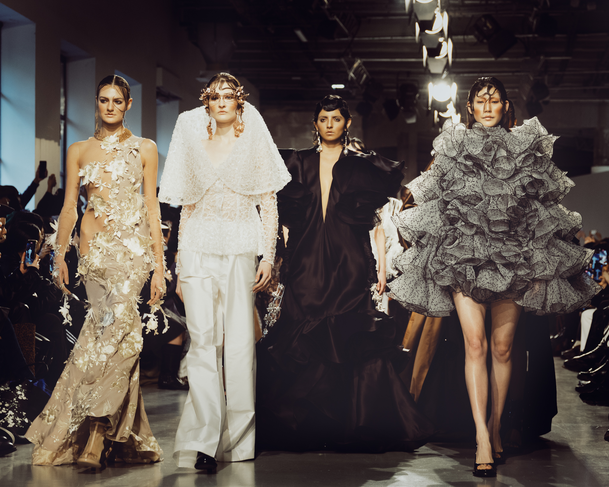 JUANA MARTIN SPRING-SUMMER 2025 "IDENTIDAD" Finale Patrica Burén