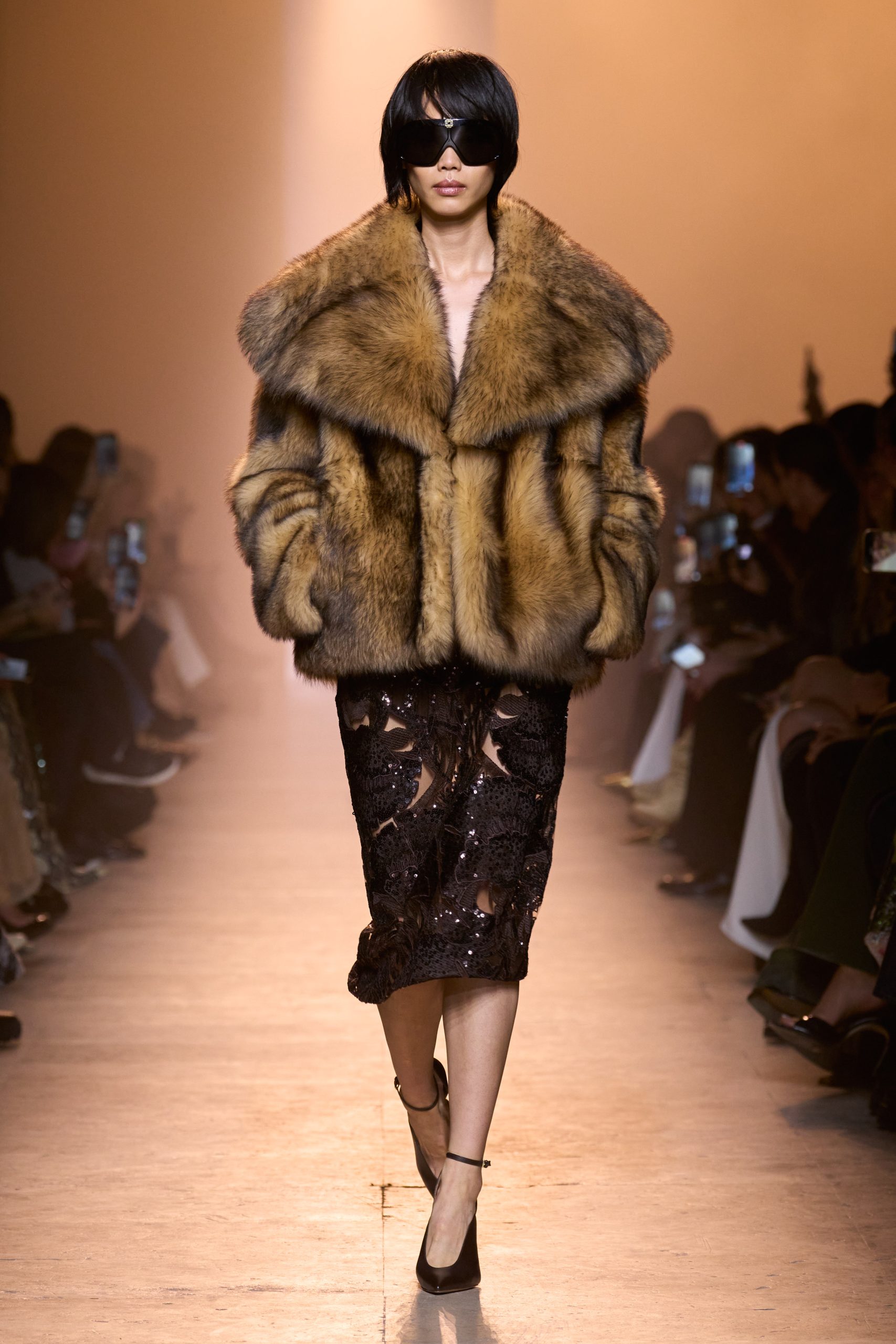 Elie Saab Fall 2025: Look 14 (Photo courtesy of Elie Saab)